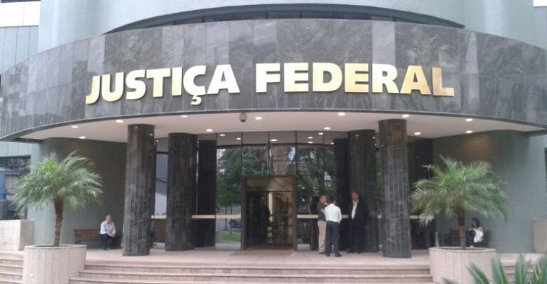 PF apreende vídeo da “festa da cueca” na vara de Curitiba