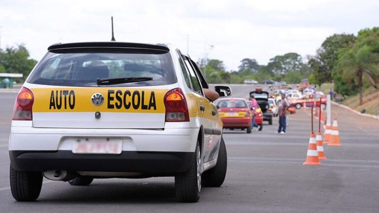 Autoescolas da PB criticam proposta que retira aulas obrigatórias: ‘Fora da realidade’