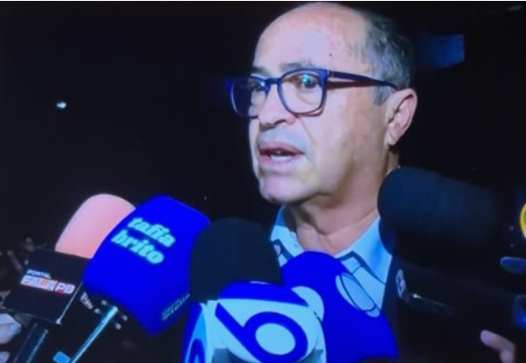 Hytalo Santos e marido chegam ao Presídio do Roger; secretário João Alves confirma isolamento inicial e transferência ao pavilhão LGBT