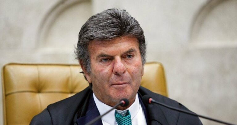 Fux vota para anular processo contra Bolsonaro e demais réus por suposto golpe