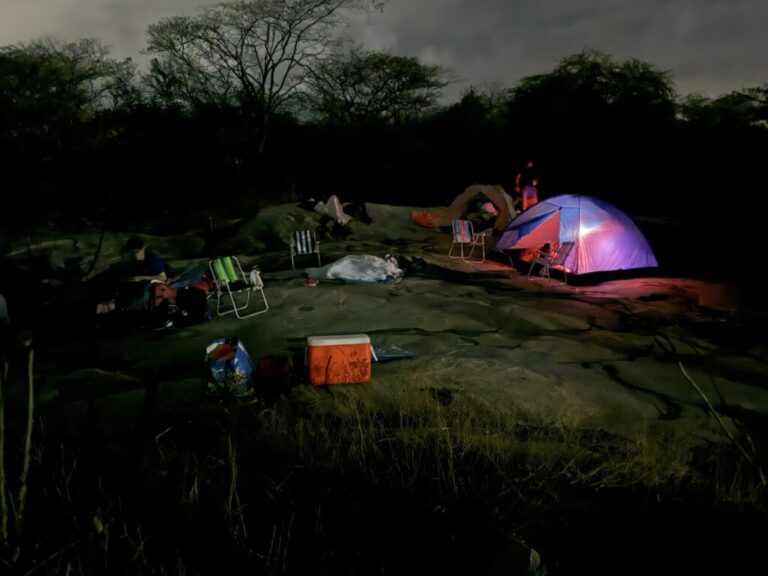 Chuva de Meteoros Gemínidas transforma a enigmática Pedra do Ingá em observatório a céu aberto