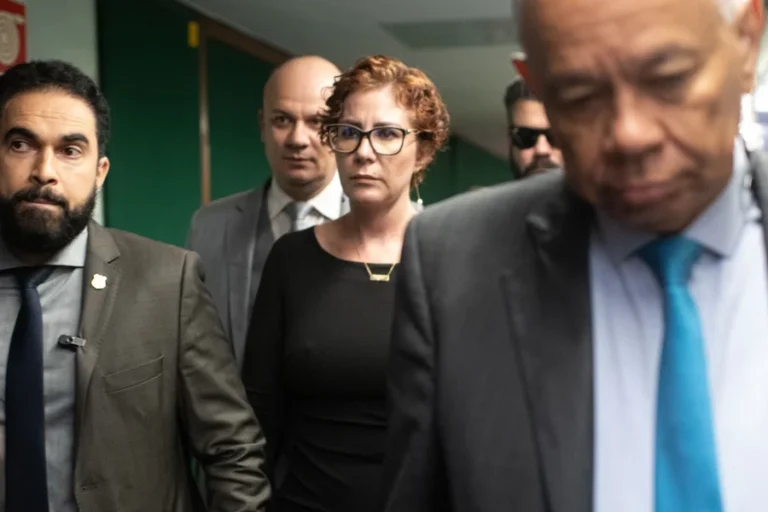 Moraes arquiva inquérito contra Zambelli por obstrução de Justiça