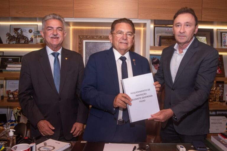 Com apoio de 32 deputados, Deusdete se inscreve para disputar vaga no TCE