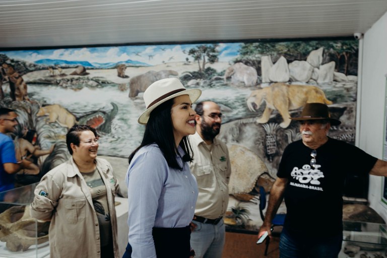 Rafaela Camaraense recebe homenagem da Câmara Municipal de João Pessoa pela atuação como gestora pública