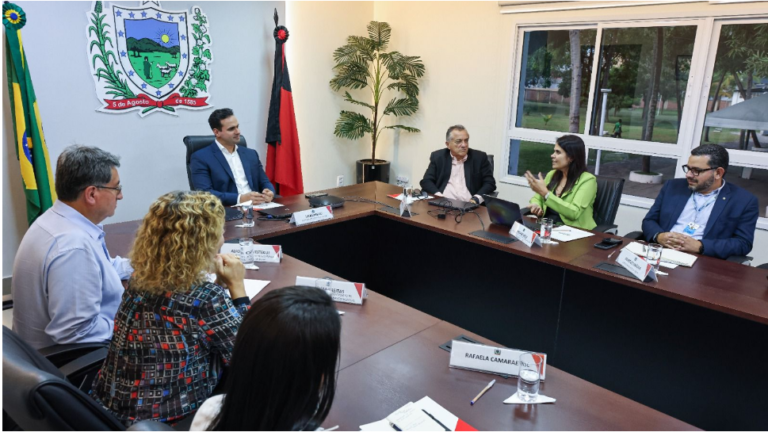 Governador Lucas Ribeiro recebe missão do Banco Mundial e destaca avanços das obras do Projeto de Segurança Hídrica