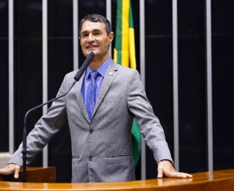 Numa articulação do ex-deputado Carlos Dunga, Romero Rodrigues destina recursos para a APAE de Boqueirão