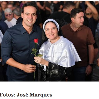 Governador Lucas Ribeiro prestigia Romaria de Santa Rita de Cássia