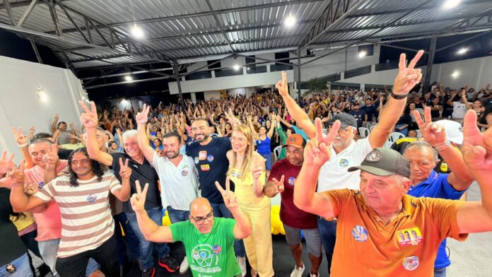 Prefeito Jan reúne apoiadores e reforça apoio a Wellington Roberto e Caio Roberto