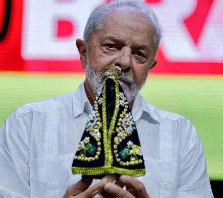 SURREAL – PT pediu fim do feriado de Nossa Senhora Aparecida no STF